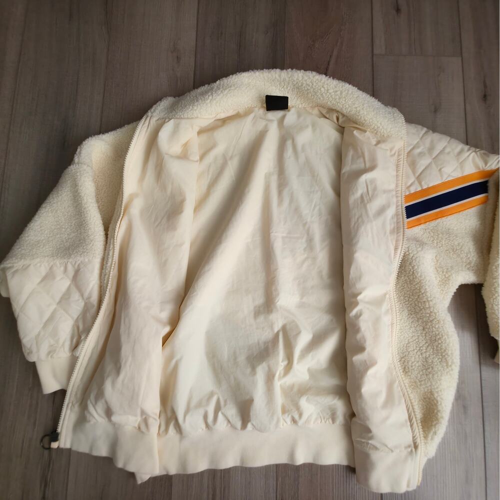 Nike Sherpa Loose Fit Oversized Full Zip Track Jacket Cream Women Sz XS - Picture 7 of 11